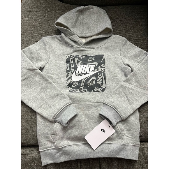 Nike Other - *NWT* Boys Nike Sweatshirt Size 5